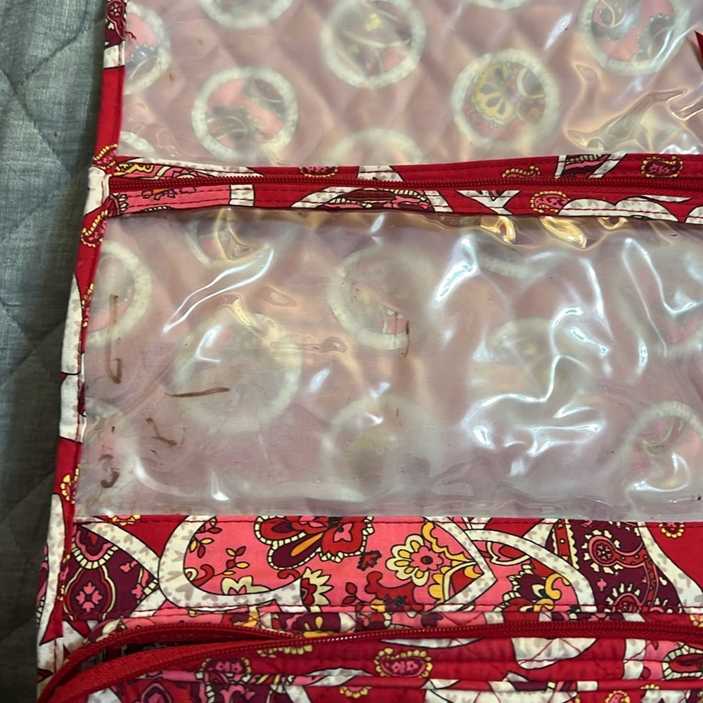 Vera Bradley retired red paisley hanging cosmetic bag and case - Picture 12 of 12